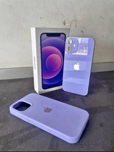 Apple iPhone 12 128GB photo review